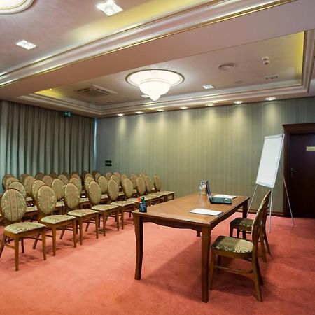 Hotel Przy Mlynie Рыбник Экстерьер фото