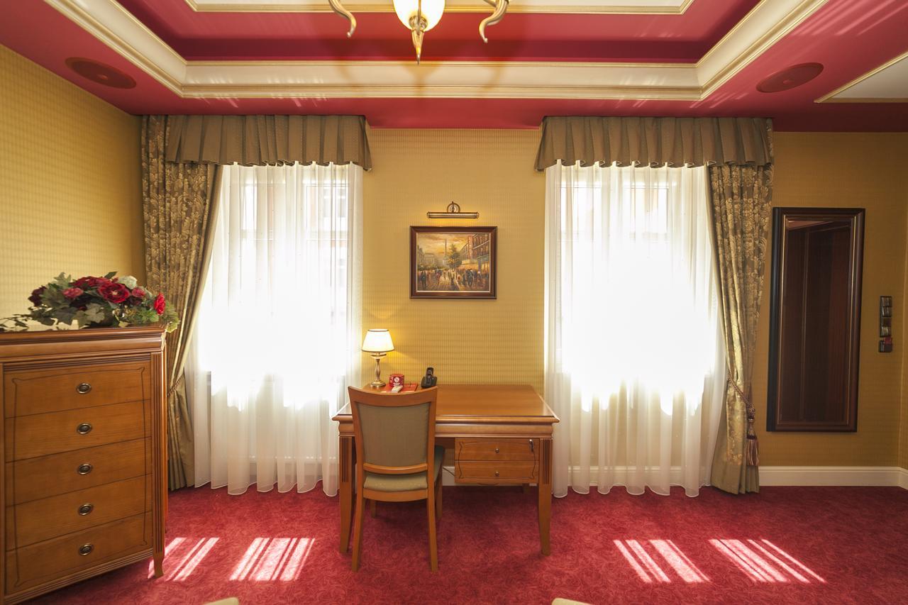 Hotel Przy Mlynie Рыбник Экстерьер фото